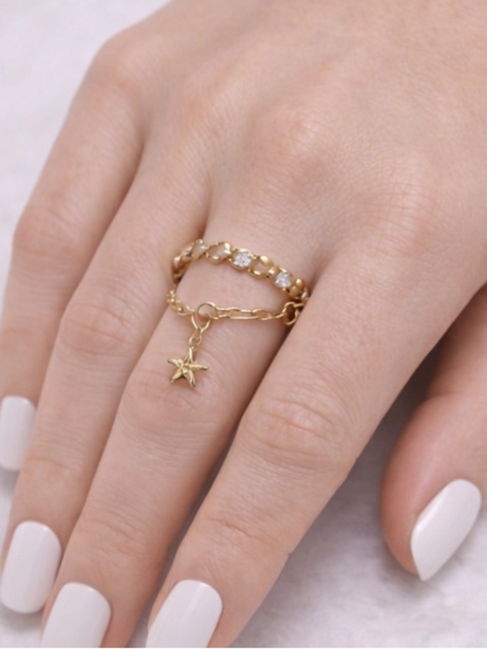 Francesca's Gold Chain Ring with Star Charm - Size 8.5